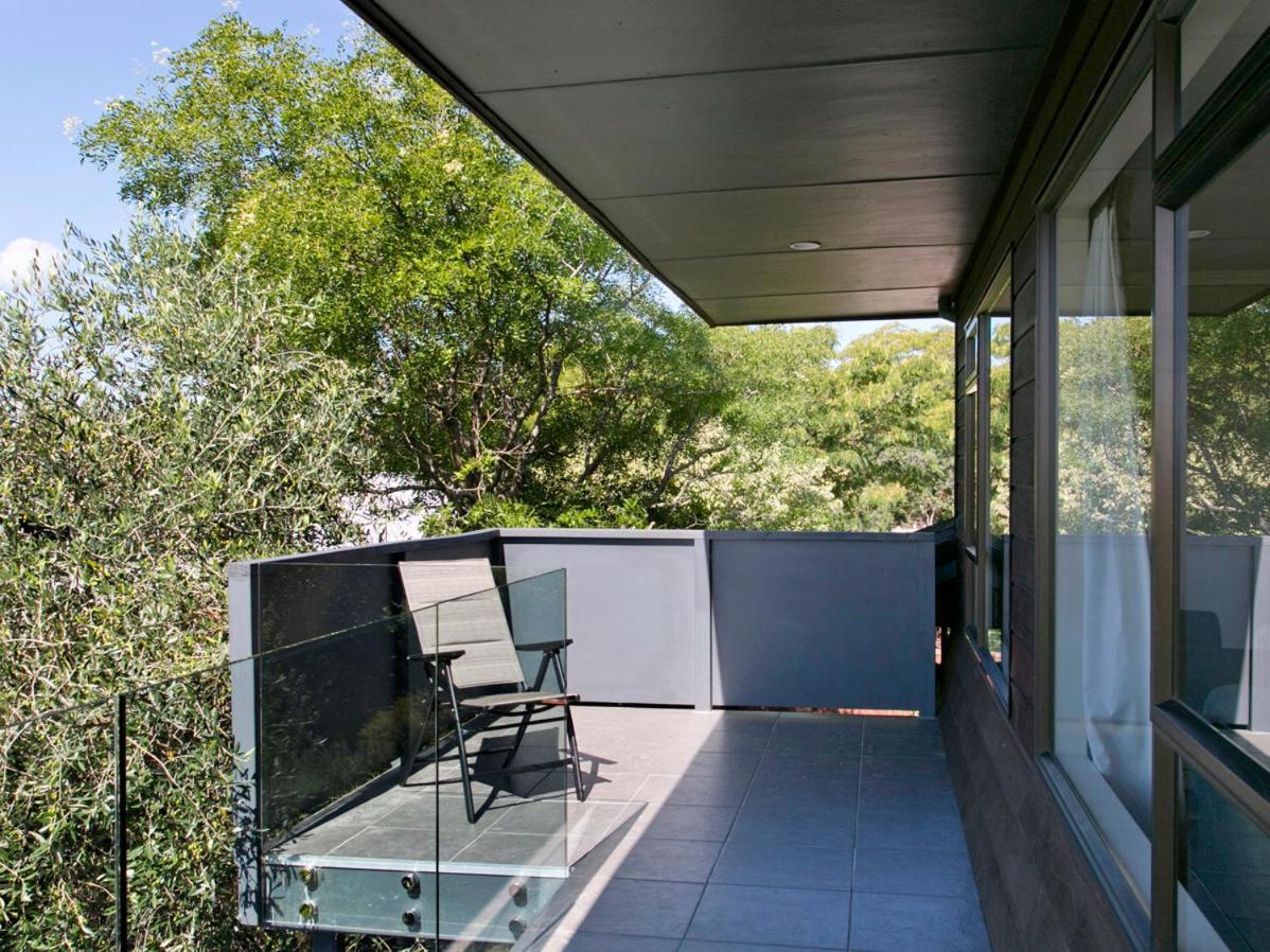 Taupo Escape - Rainbow Point Holiday Home 외부 사진